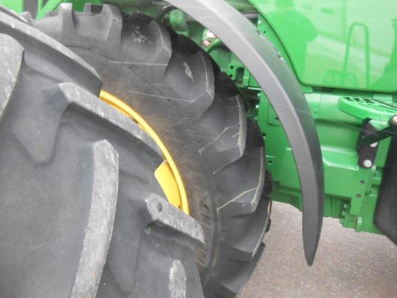 2013 John Deere 8335R