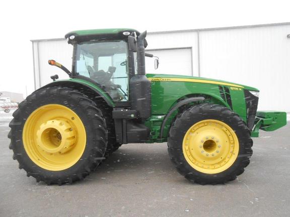 2013 John Deere 8335R