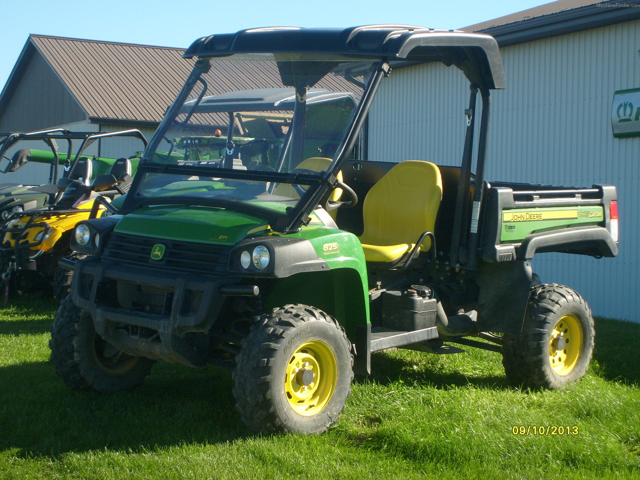 2012 John Deere Xuv 825i Green Atvs And Gators John Deere Machinefinder