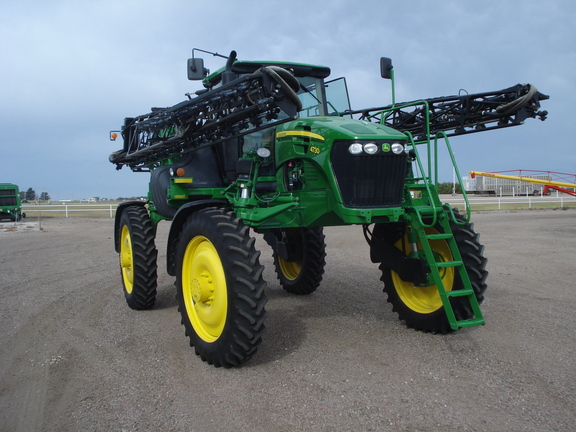 2011 John Deere 4730