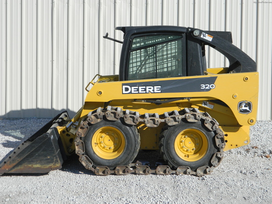 2004 John Deere 320 Skid Steer Loaders - John Deere MachineFinder