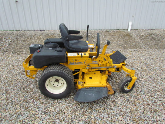 2000 Cub Cadet 3654 Lawn & Garden And Commercial Mowing - John Deere 