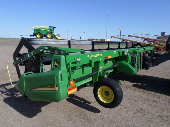 2004 John Deere 936D