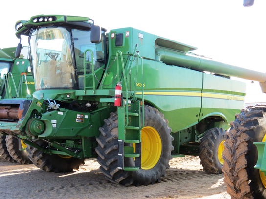 2014 John Deere S670