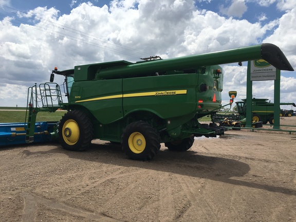 2013 John Deere S670