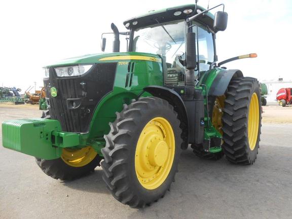 2015 John Deere 7270R