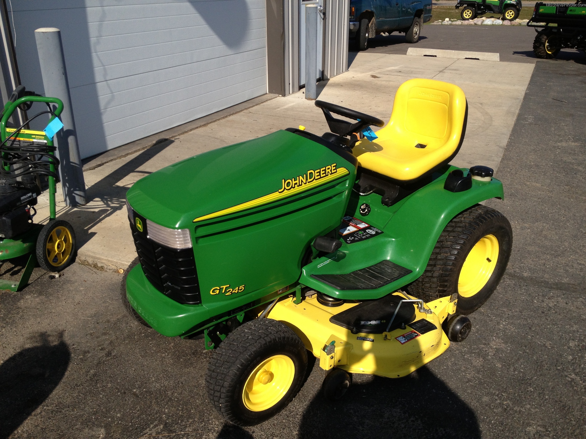 2005 John Deere GT245 Lawn Garden And Commercial Mowing John Deere