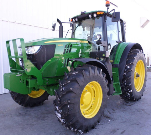 2016 John Deere 6155M