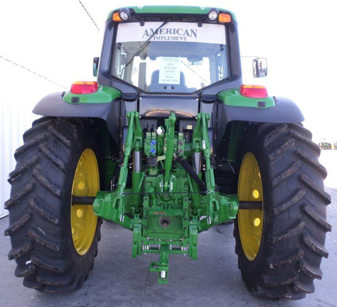 2016 John Deere 6155M