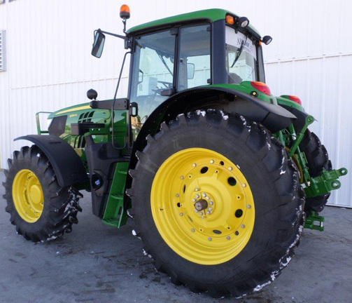 2016 John Deere 6155M