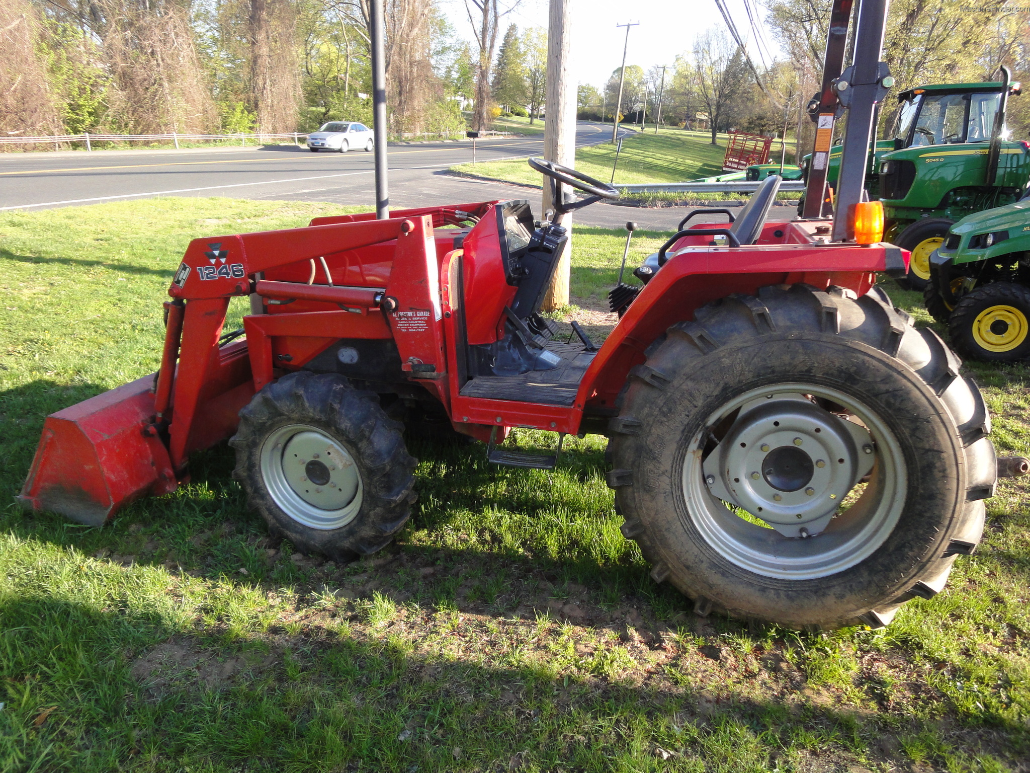 1995 Massey Ferguson 1260 Tractors Compact 1 40hp John Deere Machinefinder 0839