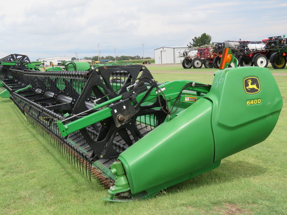 2013 John Deere 640D