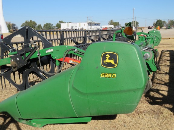 2016 John Deere 635D