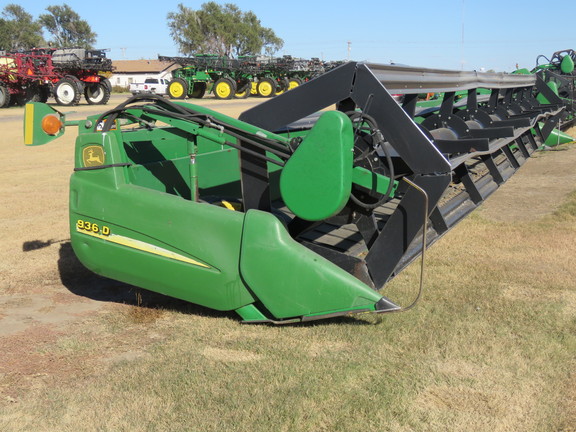 2005 John Deere 936D