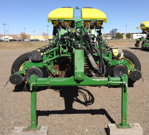 2012 John Deere 1770NT