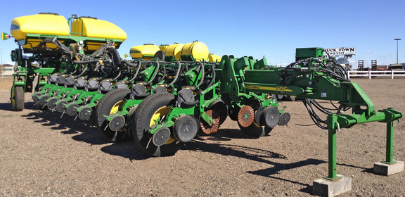 2012 John Deere 1770NT