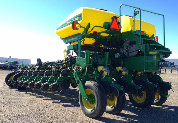 2012 John Deere 1770NT