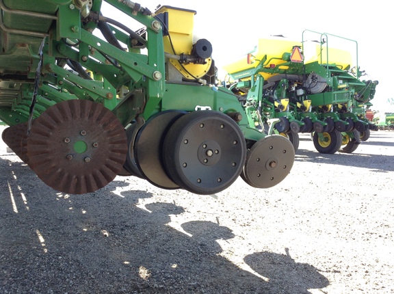 2012 John Deere 1770NT