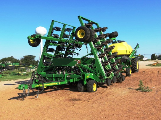 2013 John Deere 1895