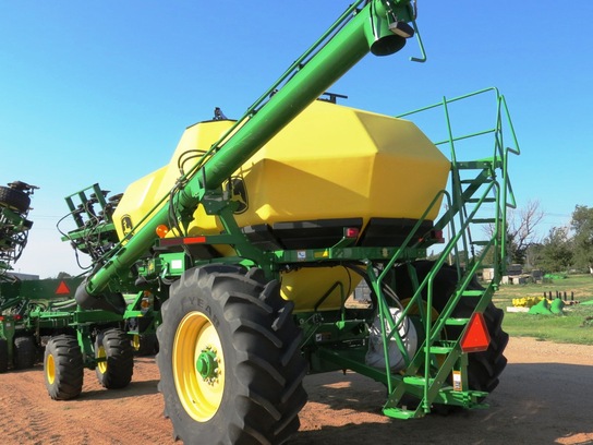 2013 John Deere 1895