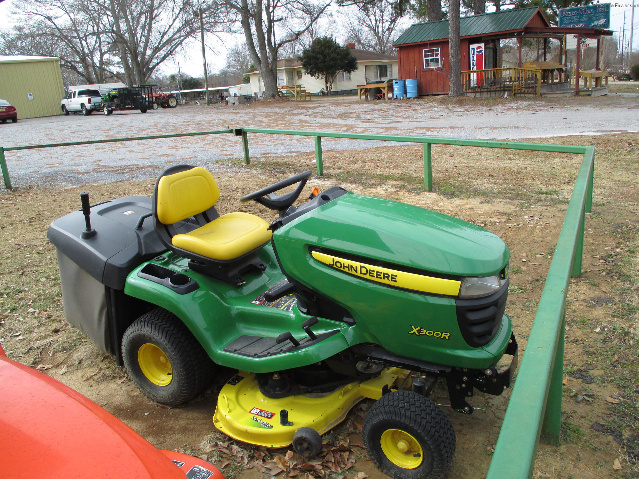 2009 John Deere X300r Lawn And Garden And Commercial Mowing John Deere Machinefinder 3446