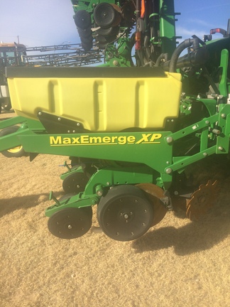 2013 John Deere 1720