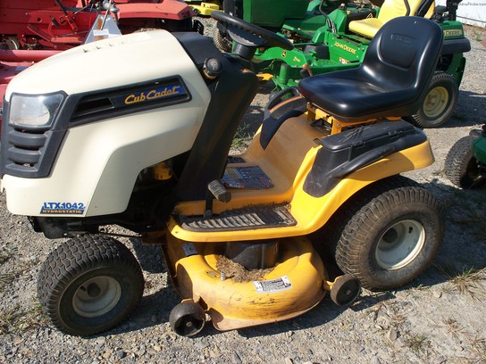 Cub Cadet Ltx 1042 Lawn And Garden And Commercial Mowing John Deere Machinefinder