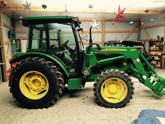 2014 John Deere 5065e Cab 6332