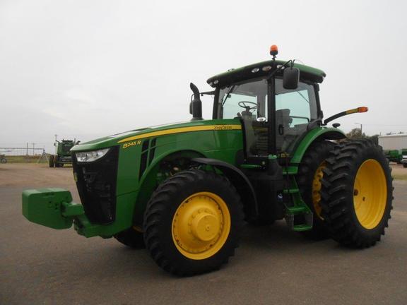 2015 John Deere 8245R