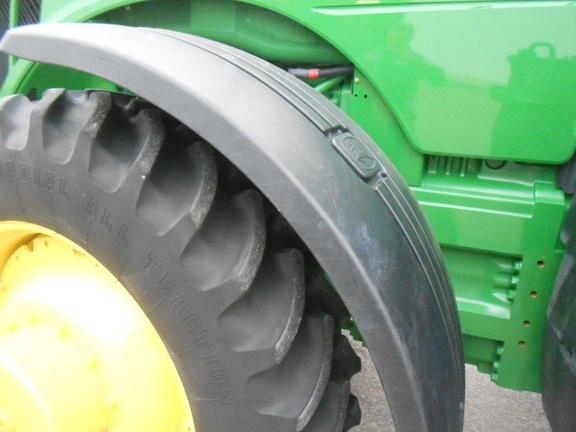 2015 John Deere 8245R