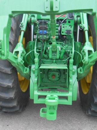 2015 John Deere 8245R