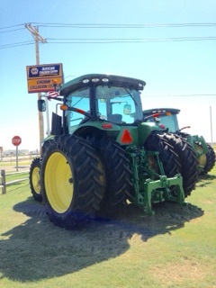 2012 John Deere 7230R