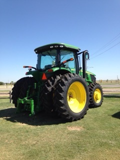 2012 John Deere 7230R