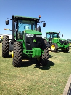 2012 John Deere 7230R