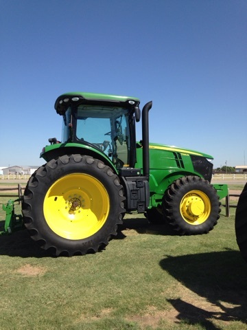 2012 John Deere 7230R