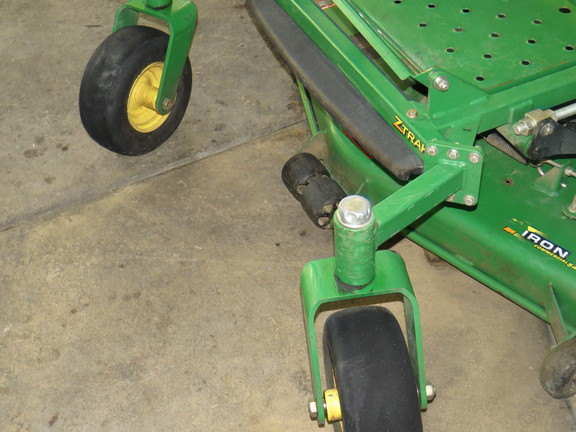 2003 John Deere 727