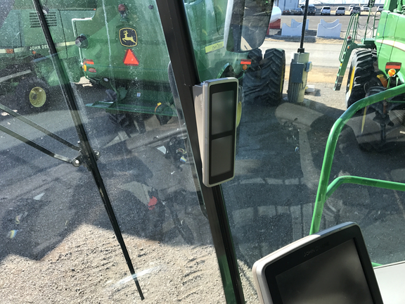 2015 John Deere S670