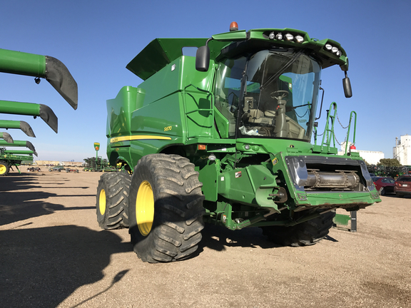 2015 John Deere S670