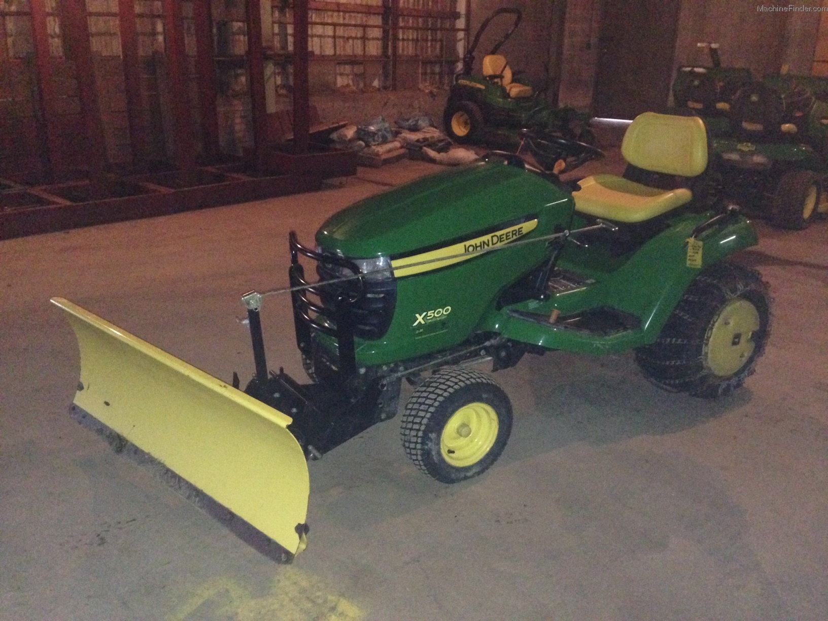 2009 John Deere X500 Lawn & Garden and Commercial Mowing John Deere