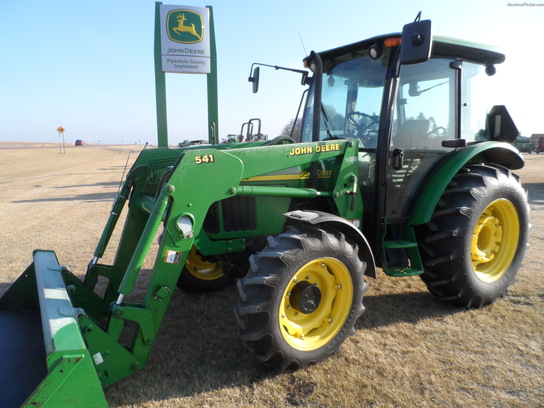 2004 John Deere 5420 Tractors - Utility (40-100hp) - John Deere 