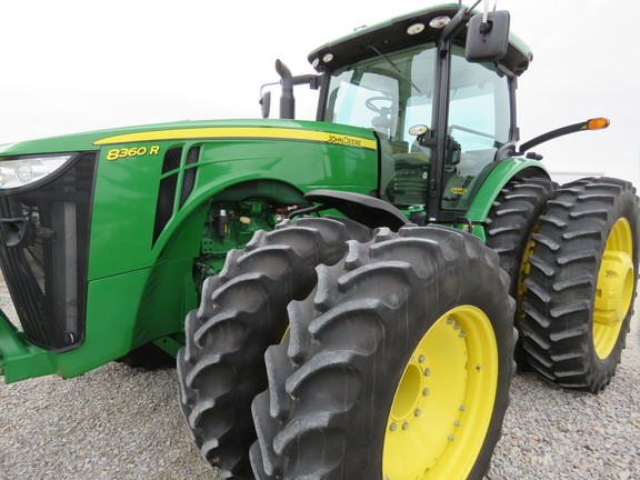 2011 John Deere 8360R