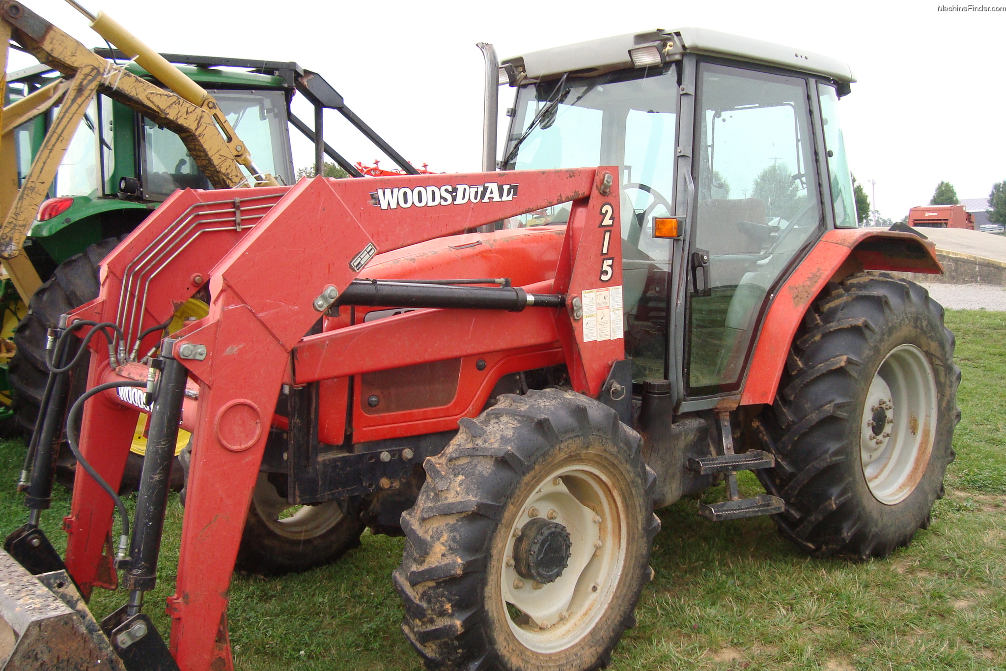 1999 Massey Ferguson 4243 Tractors Utility 40 100hp John Deere Machinefinder 3107