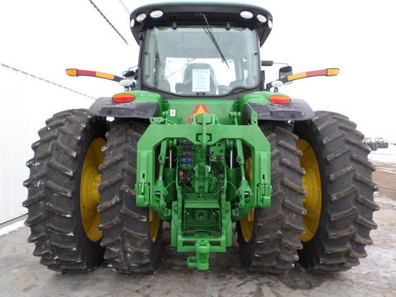 2016 John Deere 8320R