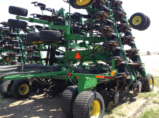 2011 John Deere 1890