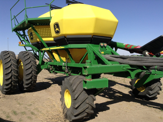 2010 John Deere 1890