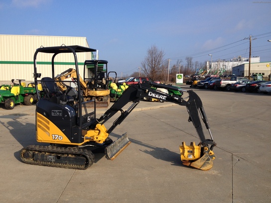 John Deere 17D Compact Excavator John Deere MachineFinder