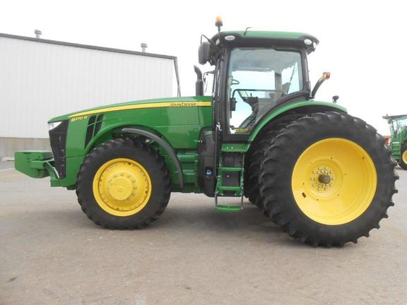 2015 John Deere 8270R