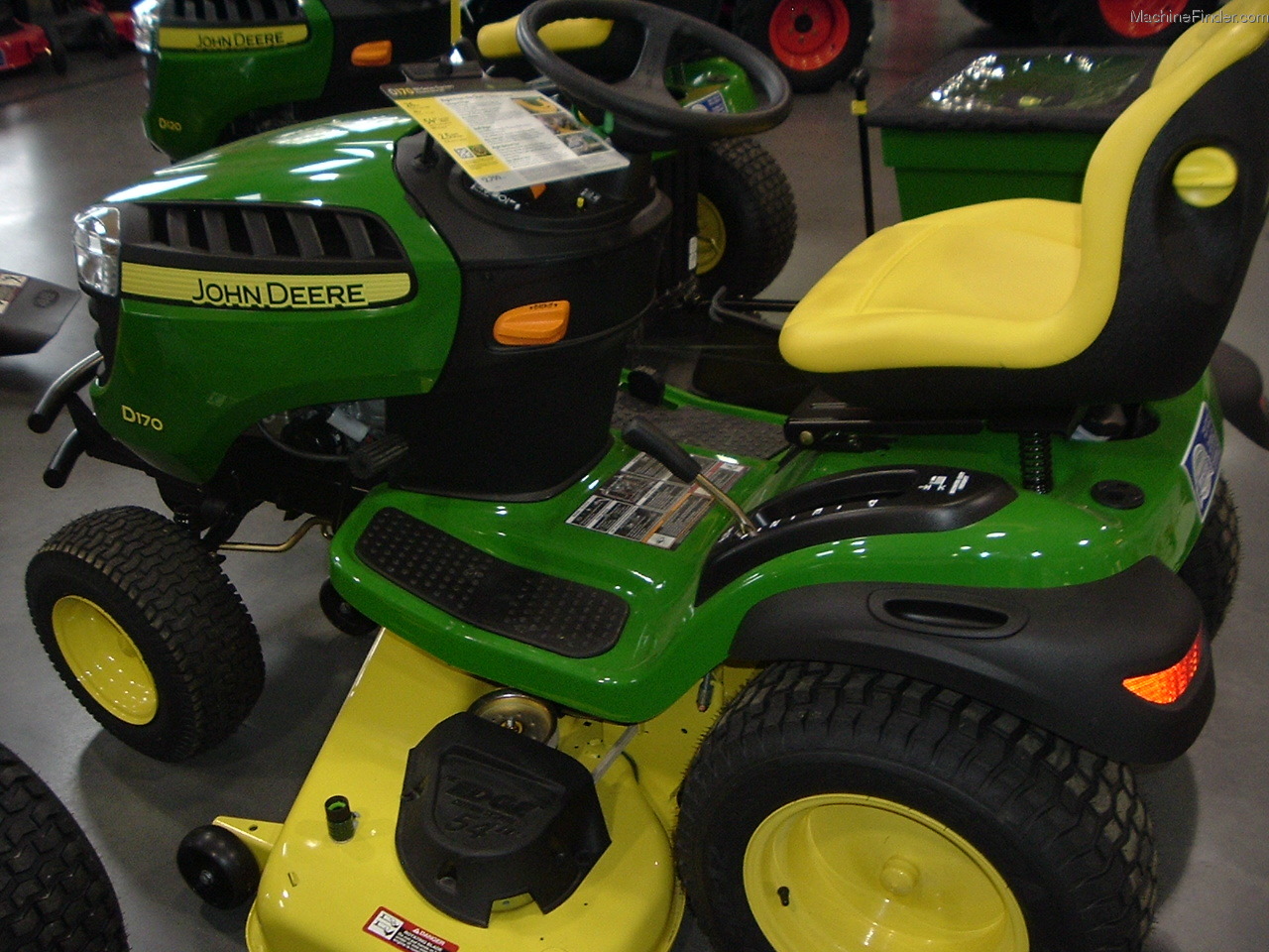 John Deere D170 Lawn And Garden And Commercial Mowing John Deere Machinefinder 7277