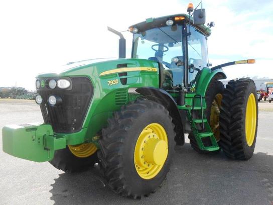 2011 John Deere 7930