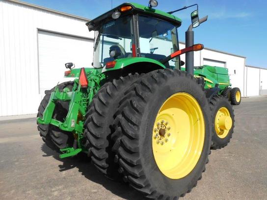 2011 John Deere 7930